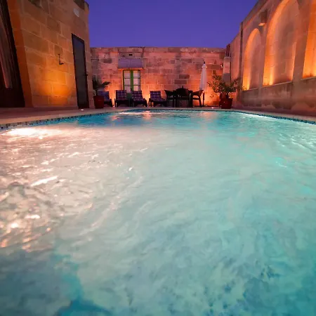 Sant Anton Tal-qabbieza Case de vacanță